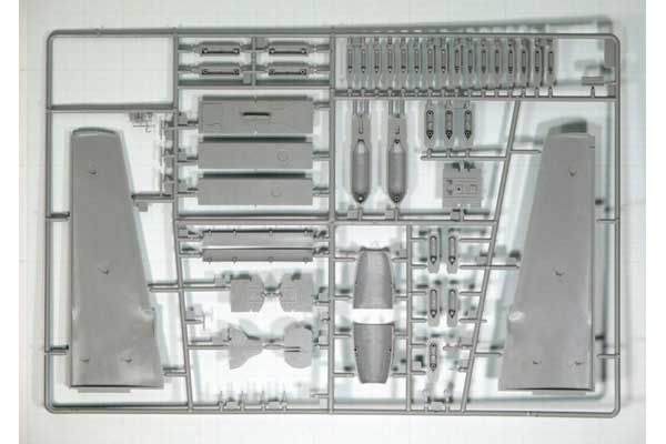 Harbin H-5 Bomber (Trumpeter 01603) 1/72