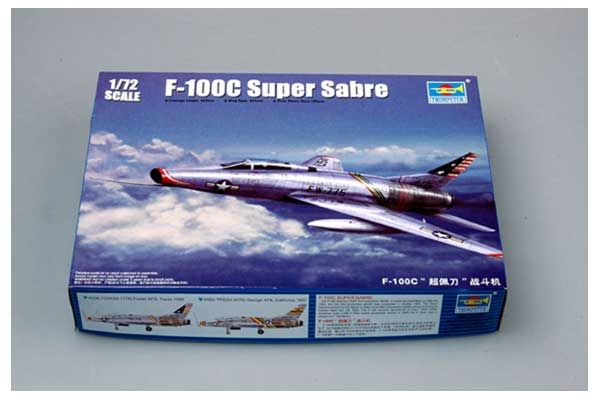 F-100C Super Sabre (Trumpeter 01648) 1/72