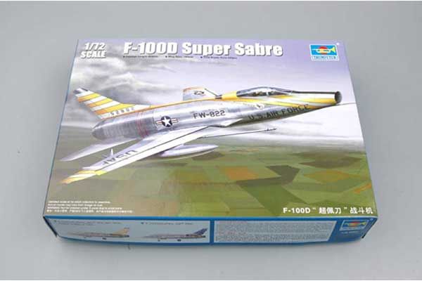 F-100D Super Sabre (Trumpeter 01649) 1/72