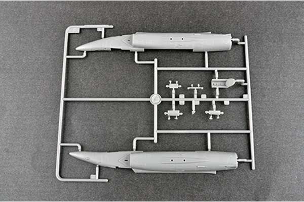 Nanchang Q-5 Yi (Trumpeter 01684) 1/72