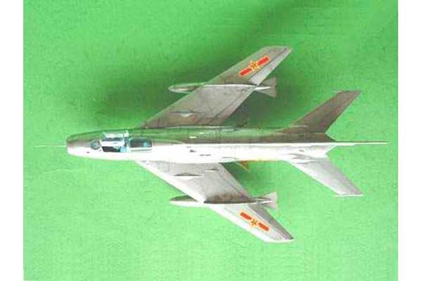 Shenyang FT-6 Trainer (Trumpeter 02208) 1/32