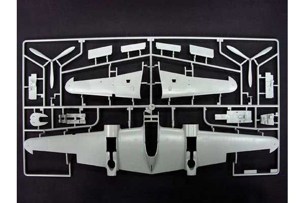 Lockheed P-38L-5-LO lightning (Trumpeter 02227) 1/32