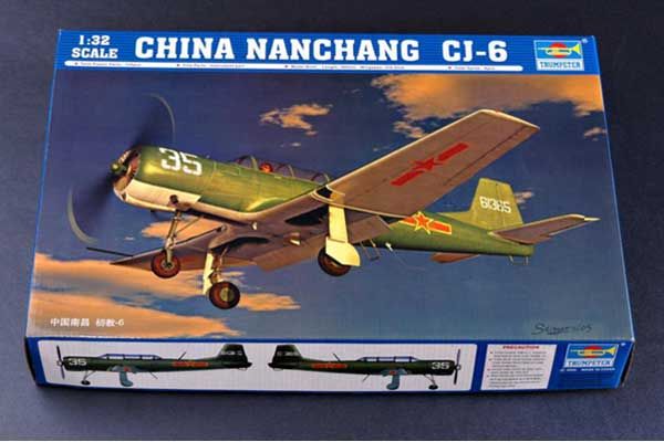 NANCHANG “CJ-6 ” (Trumpeter 02240) 1/32