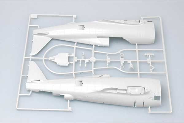 P-47D Thunderbolt "Razorback" (Trumpeter 02262) 1/32