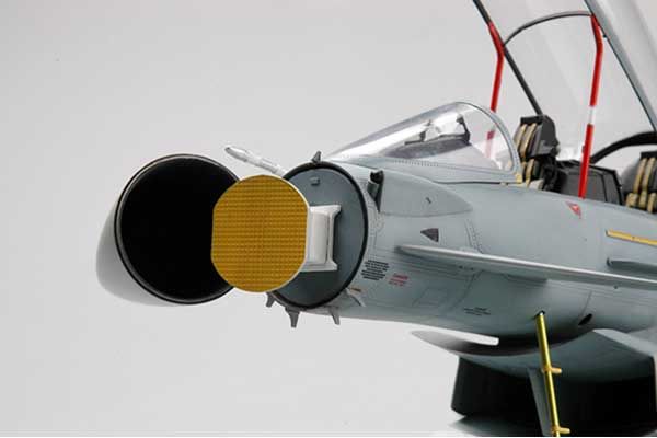 EF-2000B Eurofighter Typhoon (Trumpeter 02279) 1/32