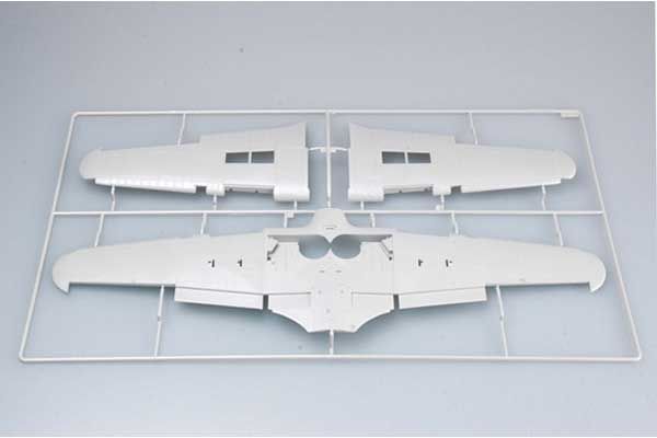 “HURRICANE” Mk.ⅡC/TROP (Trumpeter 02416) 1/24