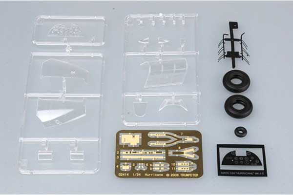 “HURRICANE” Mk.ⅡC/TROP (Trumpeter 02416) 1/24