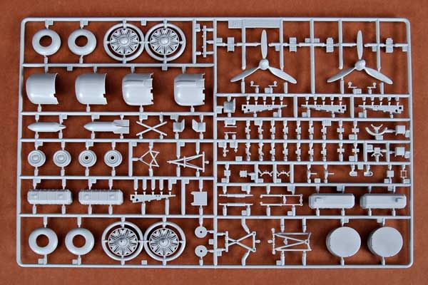 Fw 200C-4 Condor (Trumpeter 02814) 1/48