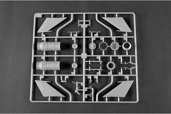 JJ-7A Trainer (Trumpeter 02825) 1/48