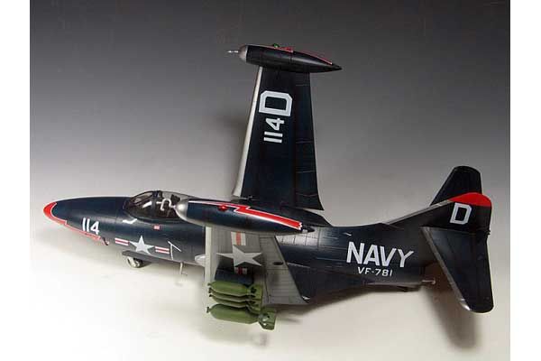 US.NAVY F9F-3 Panther (Trampeter 02834) 1/48