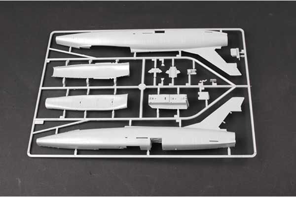 F-100F Super Sabre (Trumpeter 02840) 1/48