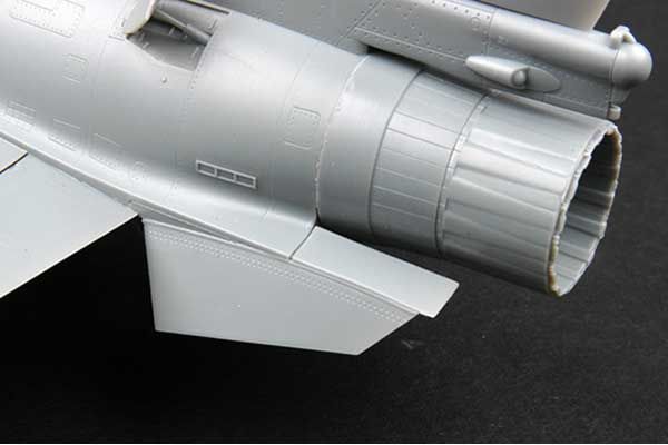 J-10B Vigorous Dragon (Trumpeter 02848) 1/48