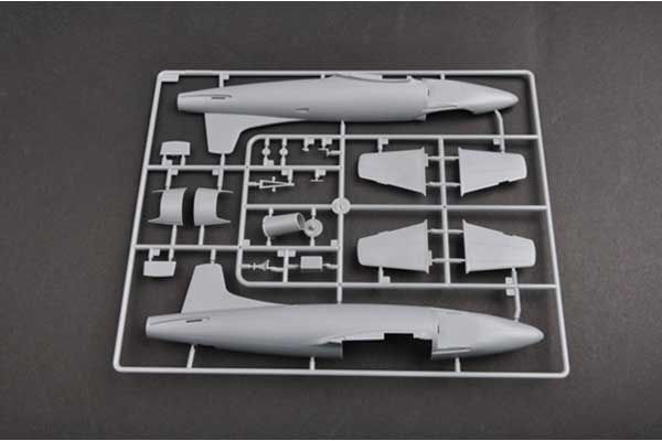 Supermarine Attacker F.1 (Trunmpeter 02866) 1/48