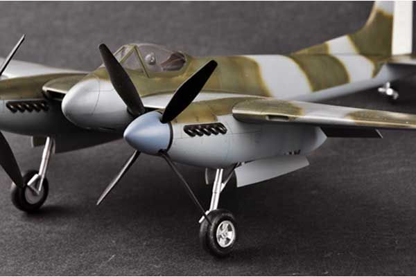 De Havilland Hornet F.3 (Trumpeter 02894) 1/48