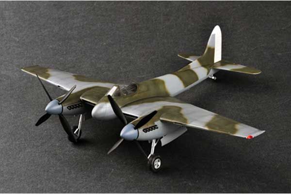 De Havilland Hornet F.3 (Trumpeter 02894) 1/48