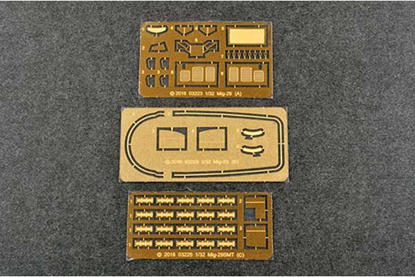 МиГ-29СМТ Fulcrum (Trumpeter 03225) 1/32