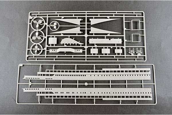 Titanic с LED-подсветкой (Trumpeter 03719) 1/200