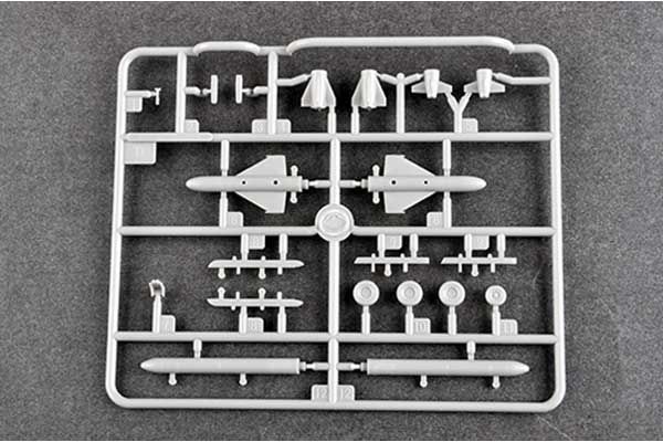 Xian H-6K (Trumpeter 03930) 1/144