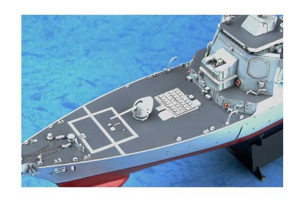 USS Arleigh Burke DDG-51 (Trumpeter 04523) 1/350