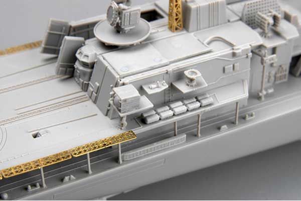 Фрегат II класса «Удалой» «Адмирал Чабаненко» (Trumpeter 04531) 1/350