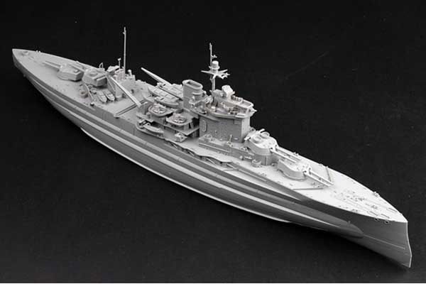 HMS Warspite 1942 (Trumpeter 05325) 1/350