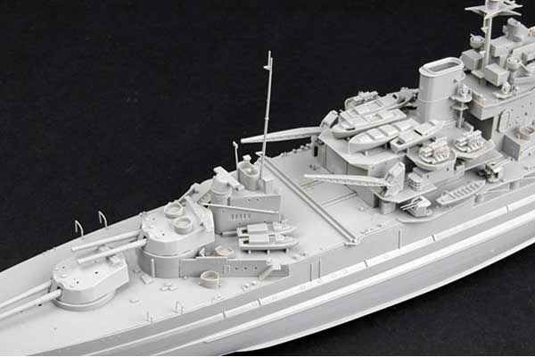 HMS Warspite 1942 (Trumpeter 05325) 1/350