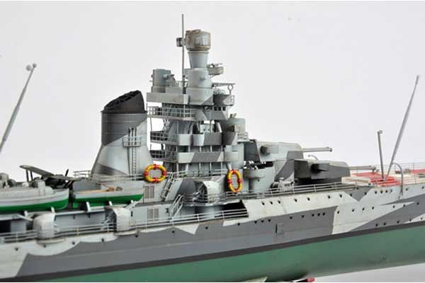 Итальянский тяжелый крейсер Gorizia (Trumpeter 05349) 1/350