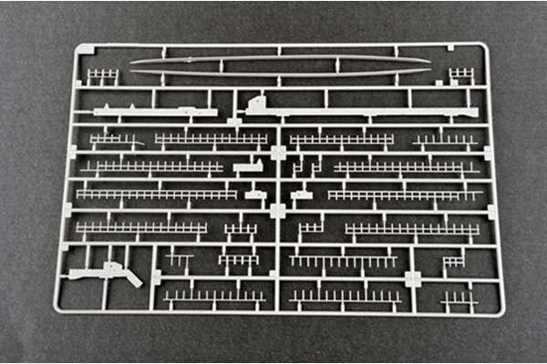 USS IWO JIMA LHD-7 (Trumpeter 05615) 1/350