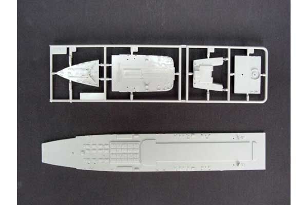 Линейный крейсер ВМФ СССР "Киров" (Trumpeter 05707) 1/700