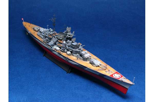 Немецкий линкор Tirpitz 1944 (Trumpeter 05712) 1/700