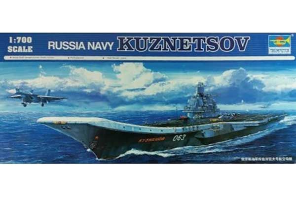 Авіаносний крейсер "Кузнєцов" (Trumpeter 05713) 1/700