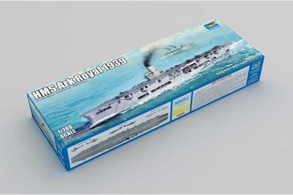 HMS Ark Royal 1939 (Trumpeter 06713) 1/700