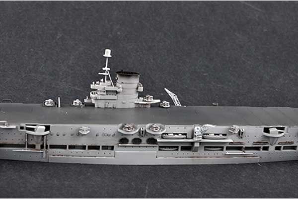 HMS Ark Royal 1939 (Trumpeter 06713) 1/700