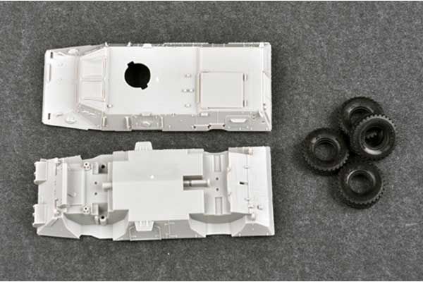 M1117 Guardian Armored Security Vehicle (ASV) (Trumpeter 07131) 1/72