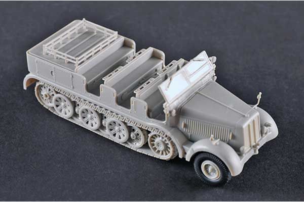 Sd.Kfz.8 Schwerer Zugkraftwagen 12t (Trumpeter 07403) 1/72