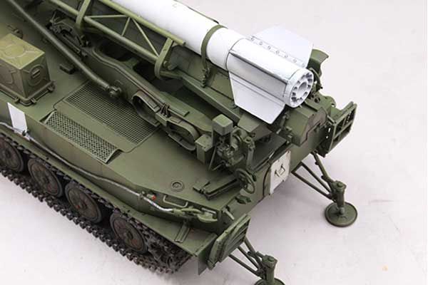 Пускова установка 2П16 з ракетою комплексу 2К6 "Луна" (FROG-5) (Trumpeter 09545) 1/35