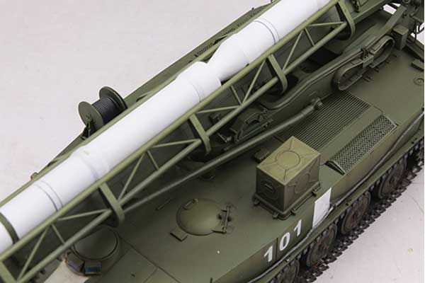 Пускова установка 2П16 з ракетою комплексу 2К6 "Луна" (FROG-5) (Trumpeter 09545) 1/35