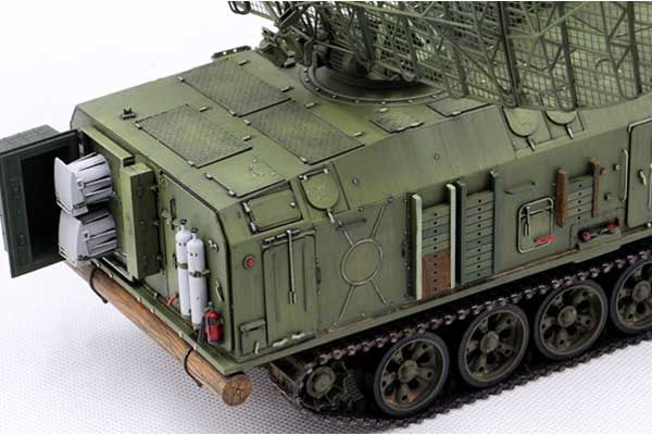 П-40 / 1С12 подвижная станция обнаружения целей (Trumpeter 09569) 1/35