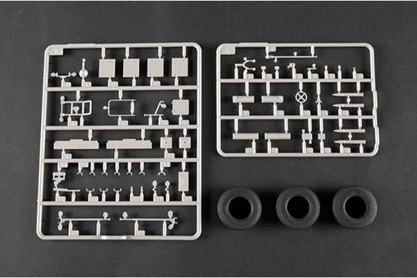 Schwerer Zugkraftwagen 18 t with 8.8cm Flak (Trumpeter 09577) 1/35