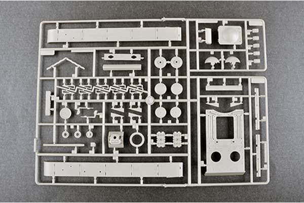 КВ-1 1942 г. с упрощенной башней и экипажем (Trumpeter 09597) 1/35