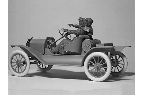 Model T 1913 Speedster з американськими автоспортсменами (ICM 24026) 1/24