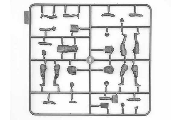 Німецький штабний персонал (ICM 35611) 1/35